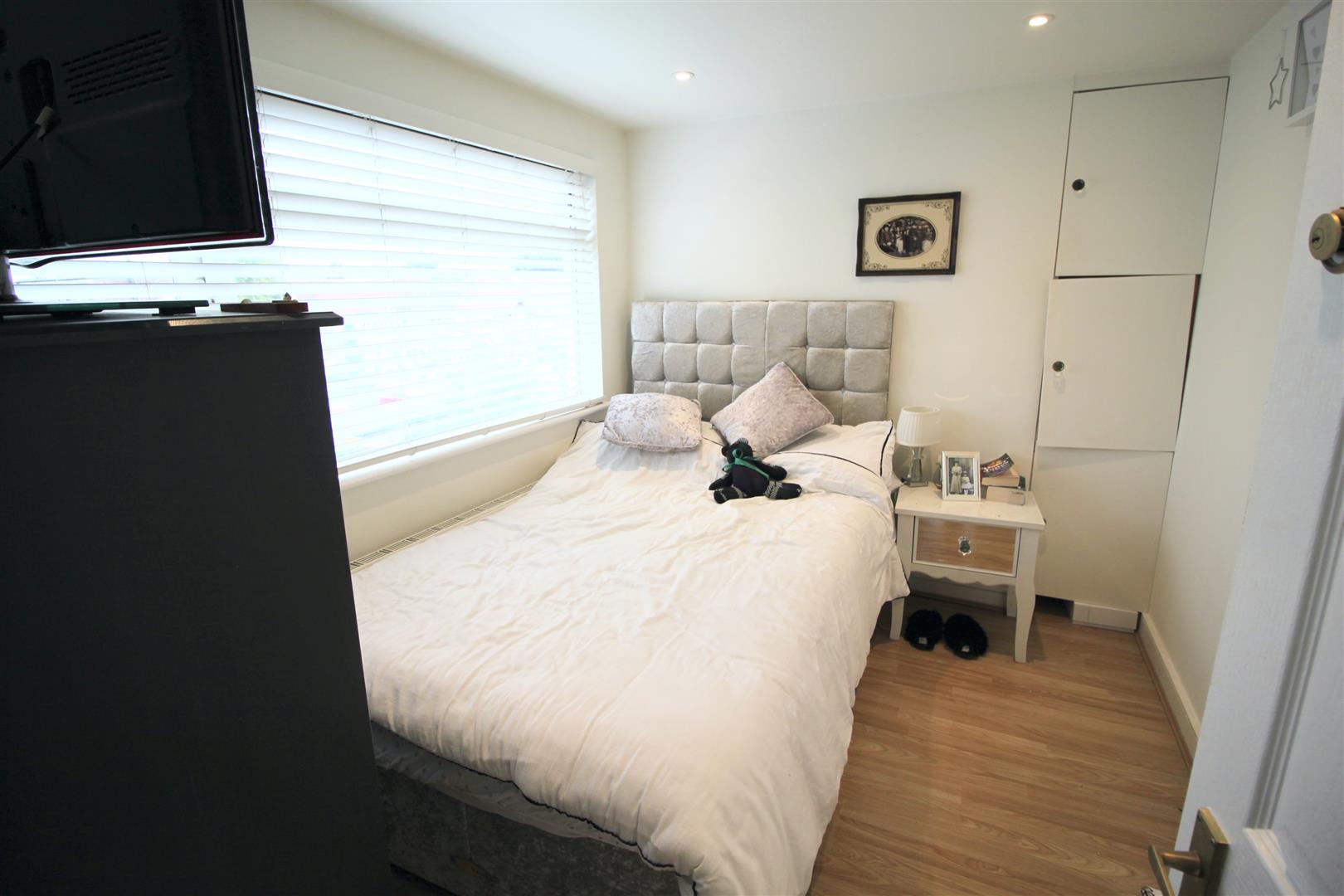 Avon Road, Greenford Evans & Company